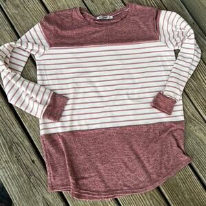 Vemvan sweater, solid and stripes pink color block, crewneck.  Women's XL